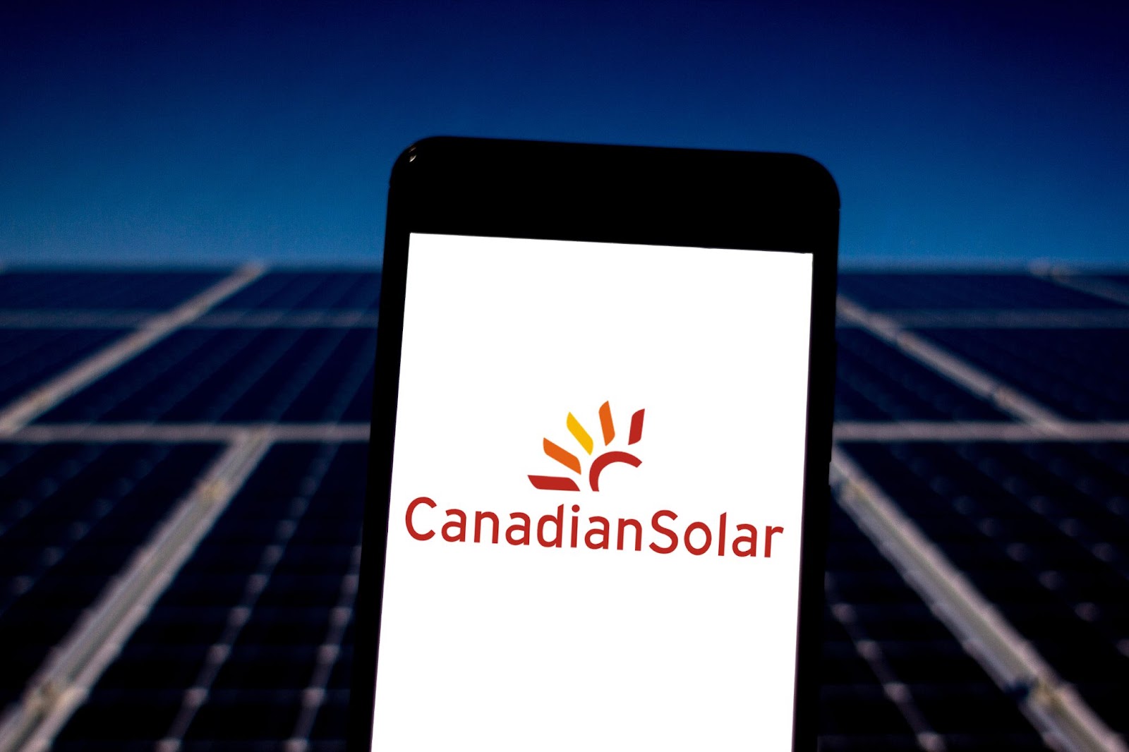 Cane Solar Descoperă gama de panouri fotovoltaice și invertoare Canadian Solar de ...